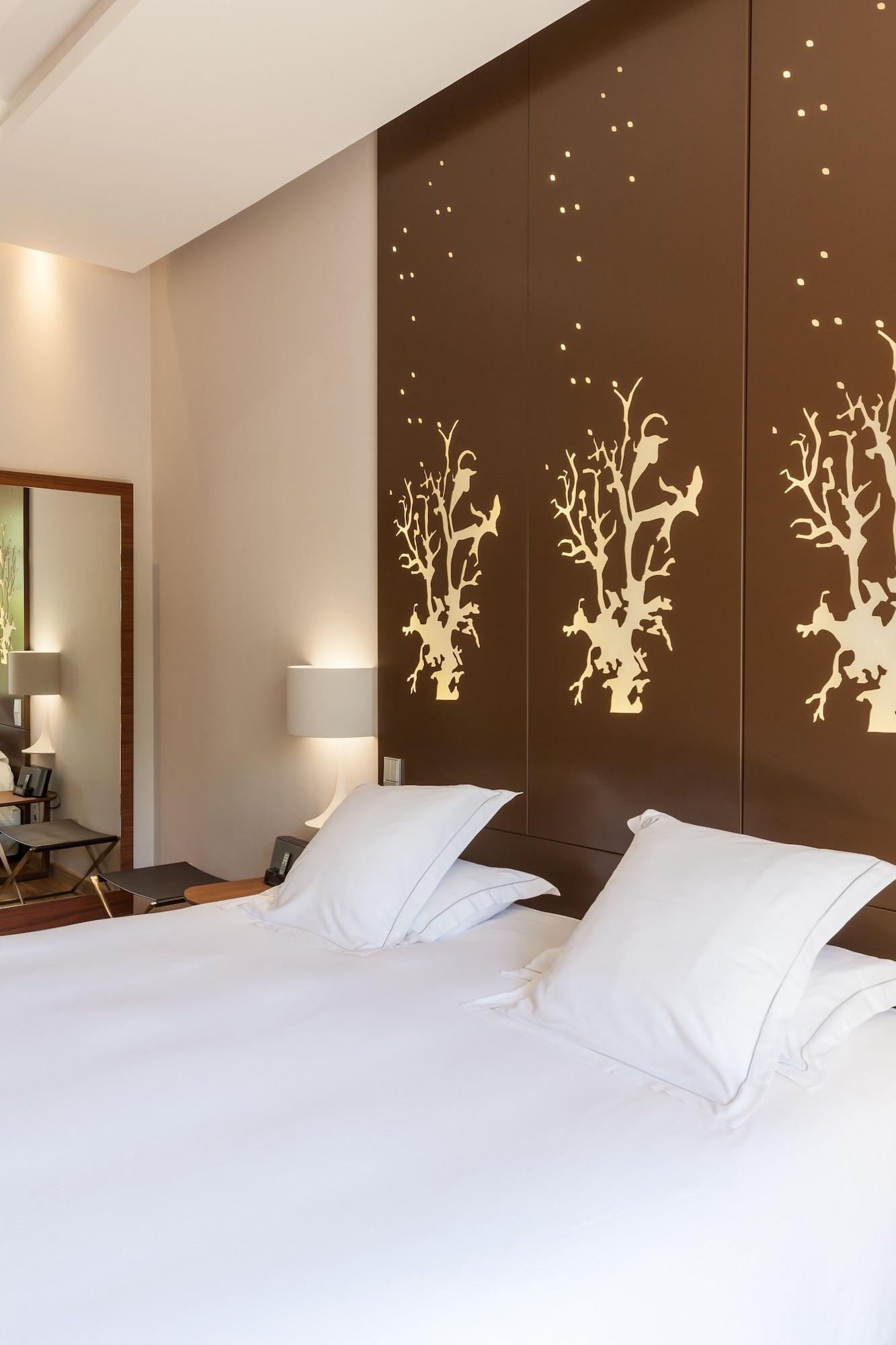 โดแมน เดอ แวร์ชอง Hotel คาสเตลนู-เลอ-เลซ์ ภายนอก รูปภาพ